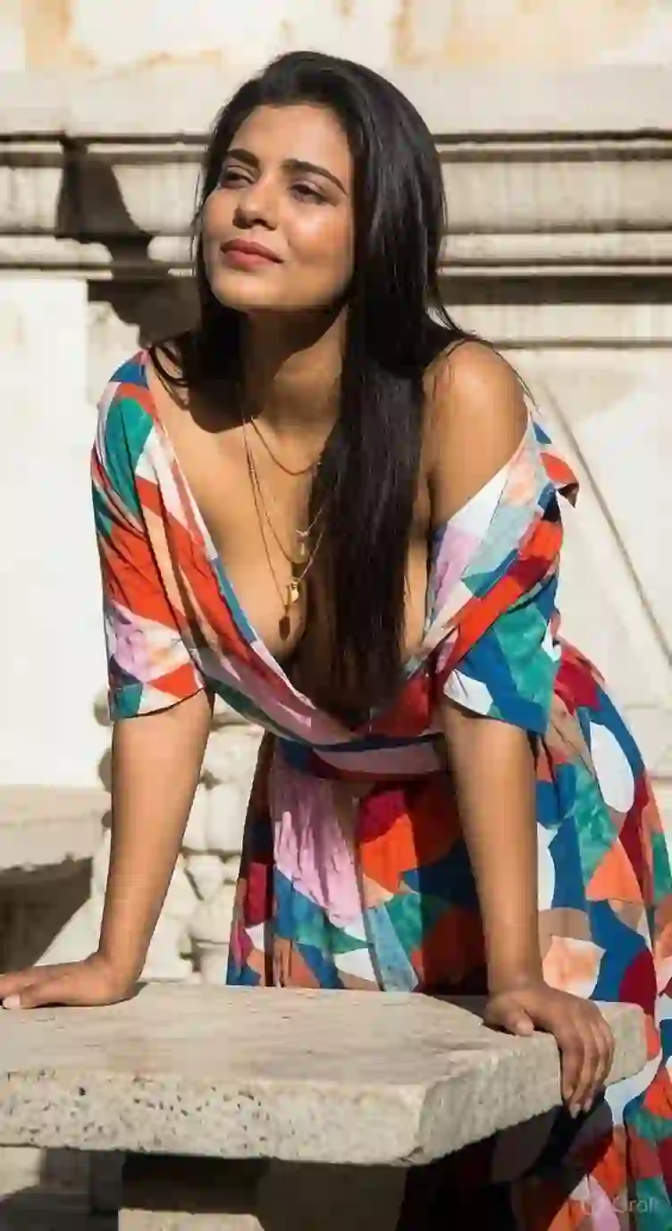 Call Girls Lucknow